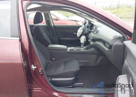 2022 Nissan Sentra Sv Xtronic Cvt z USA, uszkodzony, nr VIN 3N1AB8CV6NY236866